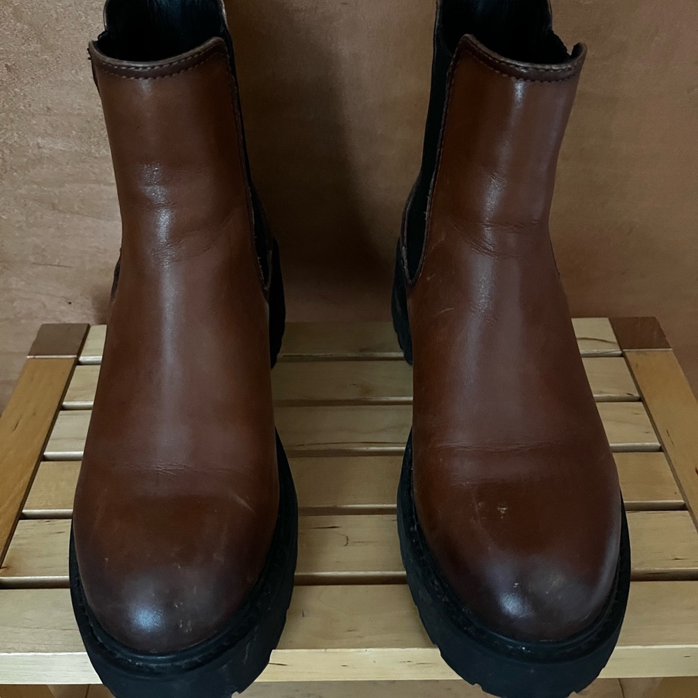 Steve Madden boots